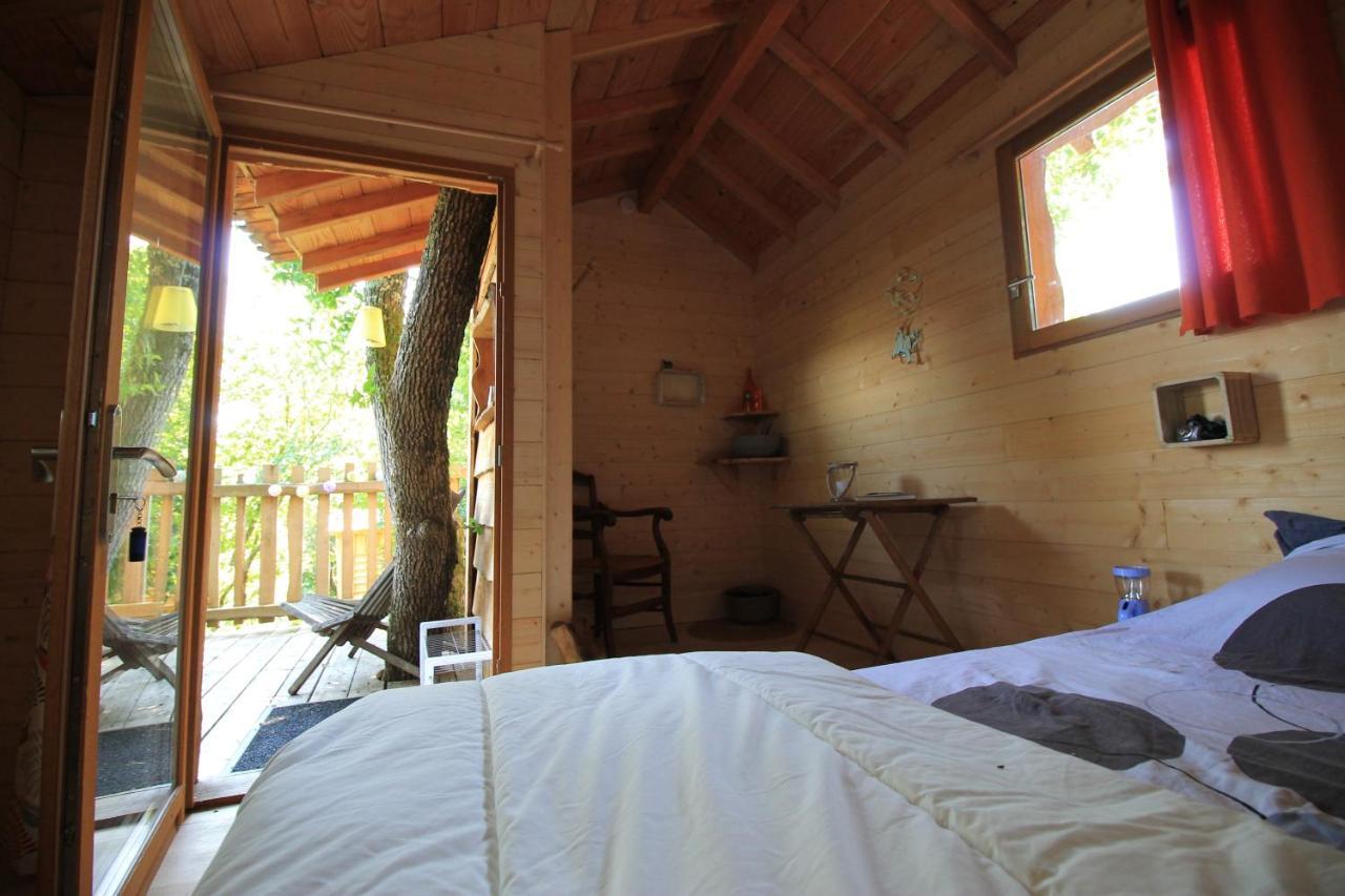 Bed and Breakfast Nuits Perchees A Laroque Saint-Antoine-de-Breuilh Екстер'єр фото